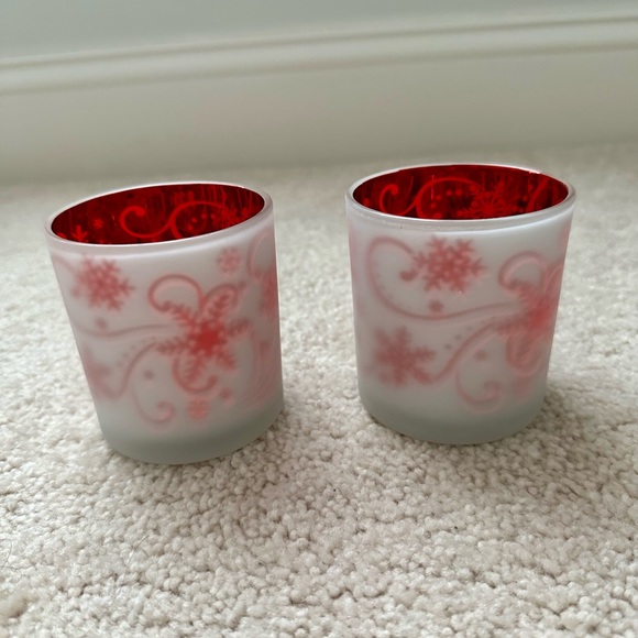 Red Snowflake Candle Holder - Set of Two - Yankee Candle - Picture 2 of 6